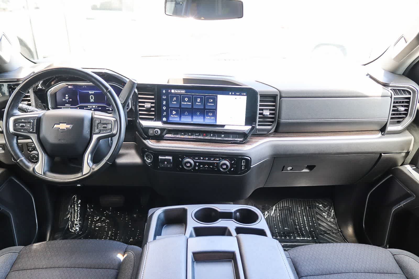 Used 2025 Chevrolet Silverado 1500 LT RWD image 11