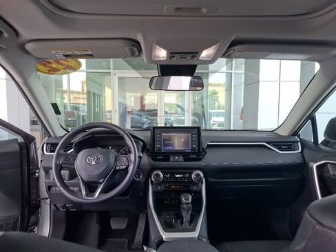Used 2022 Toyota RAV4 XLE Premium FWD image 13