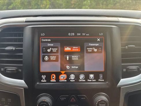Used 2017 RAM 2500 Big Horn w/ Sport Appearance Group AWD/4WD image 21