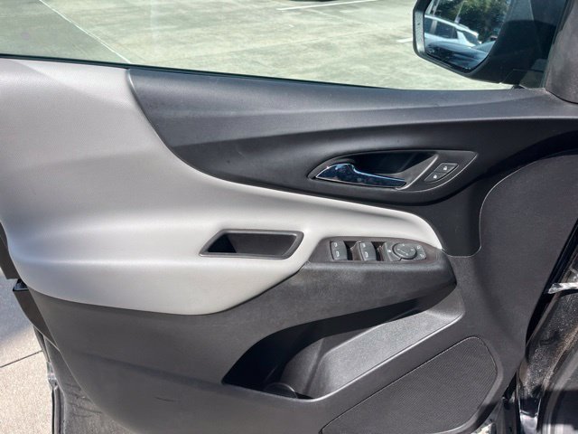 Used 2020 Chevrolet Equinox LS w/ LS Convenience Package FWD image 11
