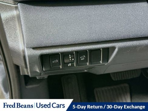 Used 2023 Subaru Outback Premium AWD/4WD image 16