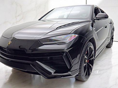 Used 2024 Lamborghini Urus S image 11