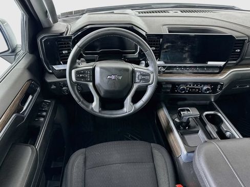 Used 2023 Chevrolet Silverado 1500 RST AWD/4WD image 28