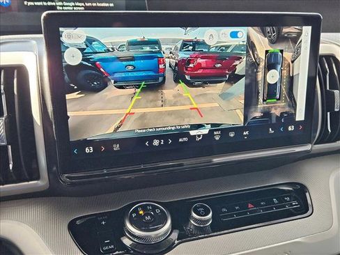 New 2025 Ford Expedition Active image 13