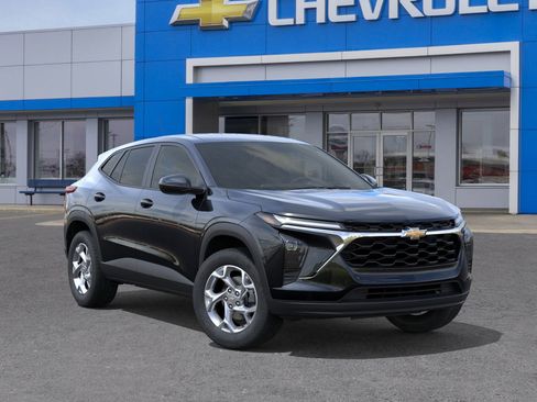 New 2026 Chevrolet Trax LS image 10