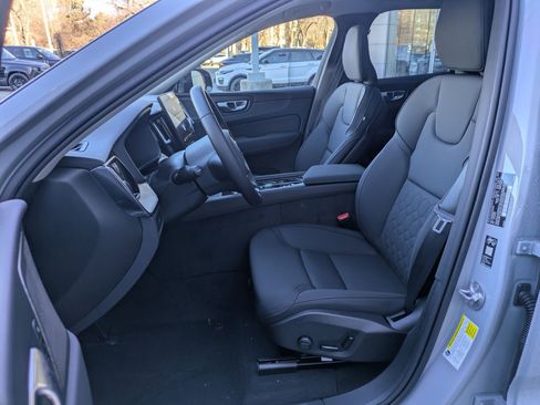 New 2026 Volvo XC60 B5 Plus w/ Climate Package image 15