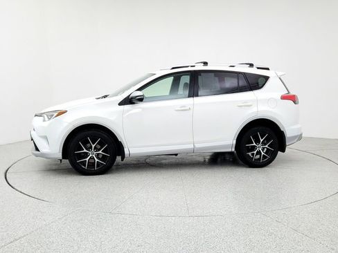 Used 2016 Toyota RAV4 SE image 8