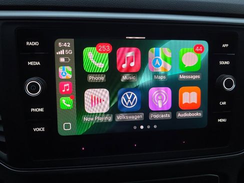 Used 2021 Volkswagen Atlas Cross Sport SE image 29