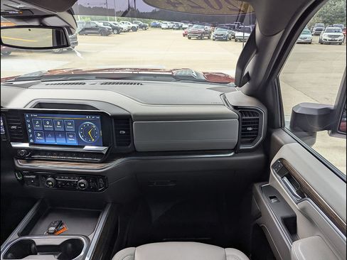 Used 2024 Chevrolet Silverado 2500 LT w/ All Star Edition AWD/4WD image 4