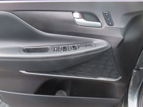 Used 2019 Hyundai Santa Fe AWD w/ Cargo Package image 11