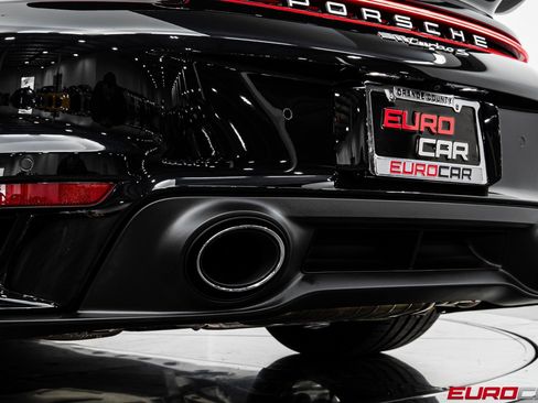 Used 2022 Porsche 911 Turbo S image 23