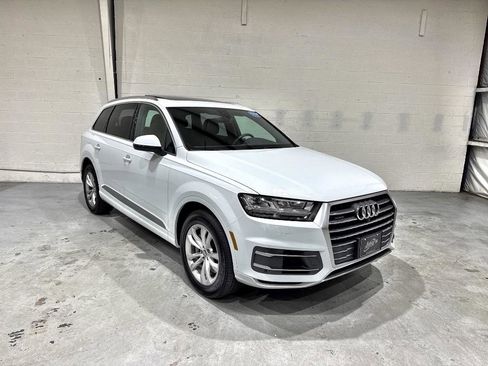 Used 2018 Audi Q7 3.0T Premium Plus w/ Premium Plus Package image 2