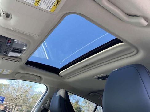 New 2025 Subaru Crosstrek 2.5i Limited w/ Popular Package #4A image 8