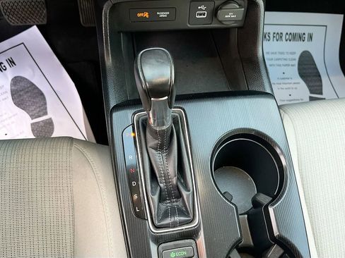 Used 2024 Honda Civic EX image 16