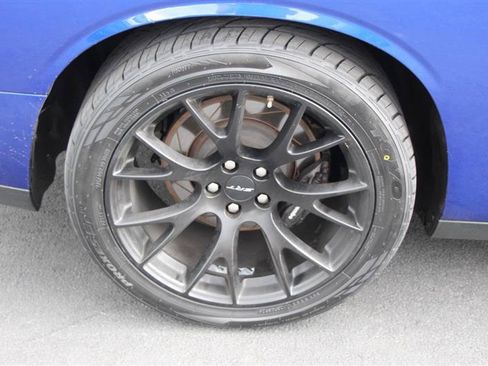 Used 2019 Dodge Challenger SRT Hellcat RWD image 26
