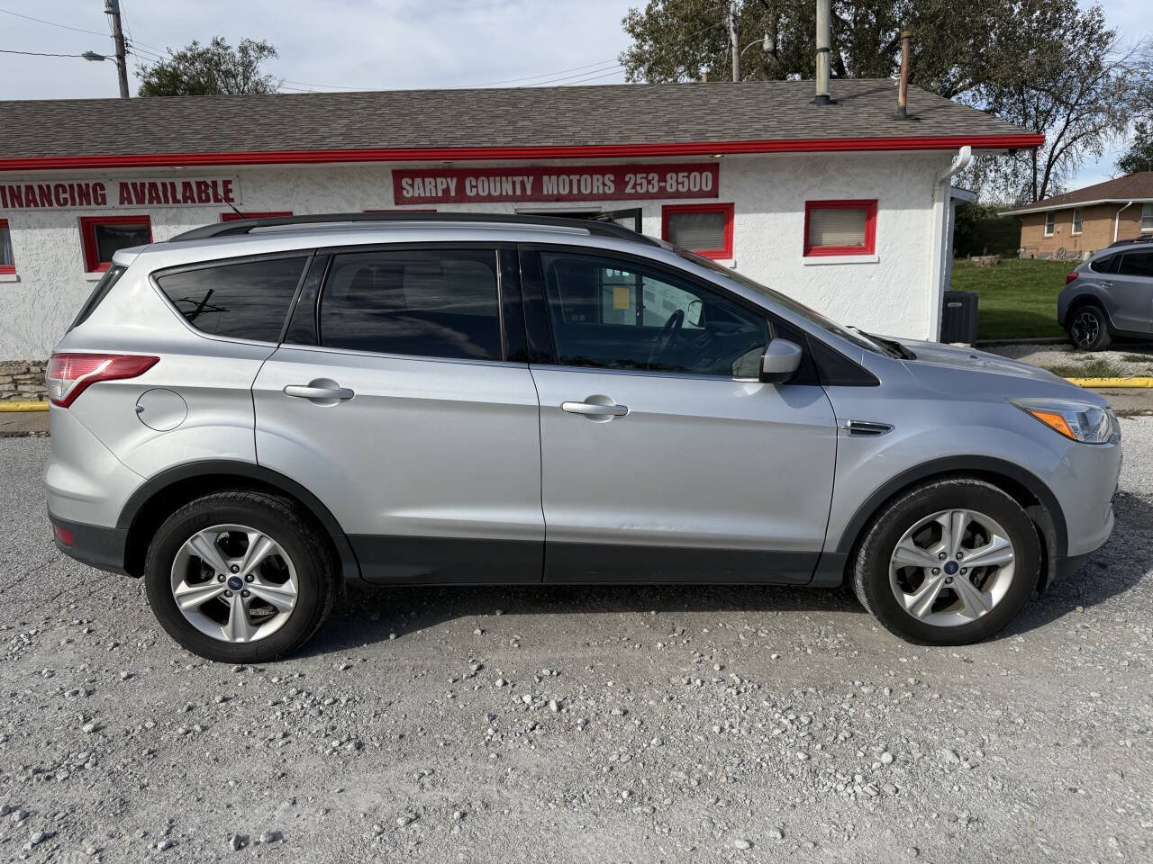 Used 2014 Ford Escape SE w/ Equipment Group 201A FWD image 2