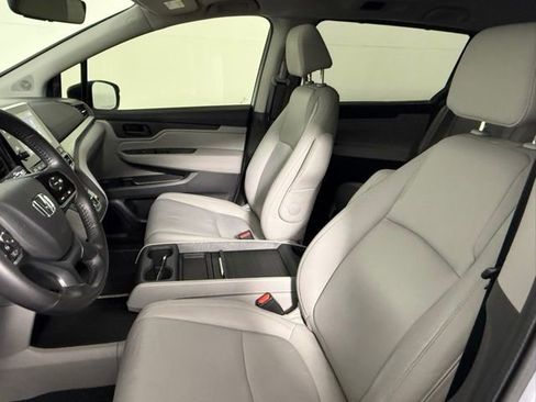 Used 2018 Honda Odyssey EX-L image 27