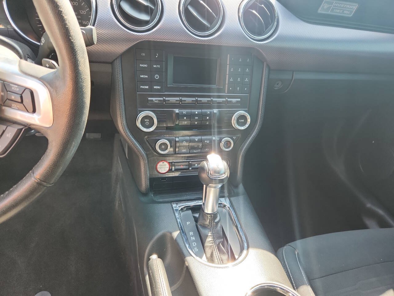 Used 2016 Ford Mustang Coupe RWD image 8