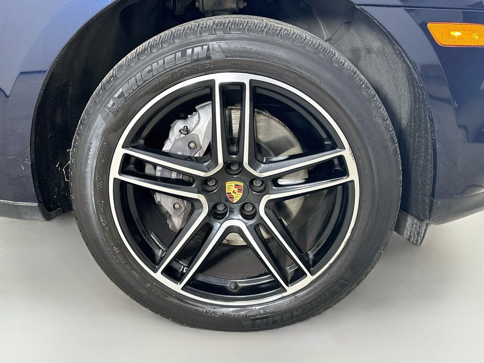 Used 2021 Porsche Macan AWD/4WD image 10