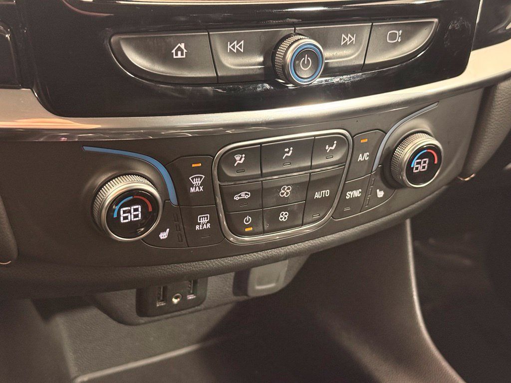 Used 2019 Chevrolet Traverse RS w/ LPO, Floor Liner Package FWD image 44