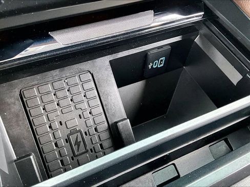 Certified 2023 Ford F350 King Ranch w/ FX4 Off-Road Package image 24