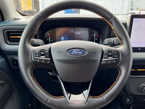 Used 2025 Ford Maverick Tremor image 22