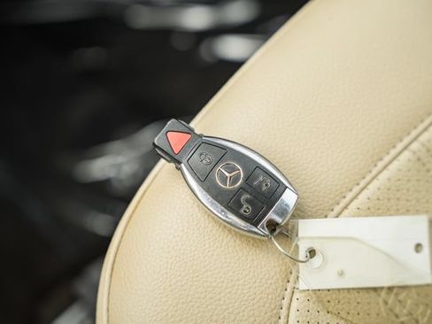 Used 2017 Mercedes-Benz GLE 350 4MATIC image 46