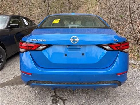 Used 2021 Nissan Sentra SV image 4