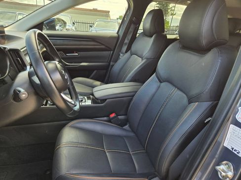 Used 2025 MAZDA CX-50 AWD 2.5 Hybrid w/ Premium Pkg image 24