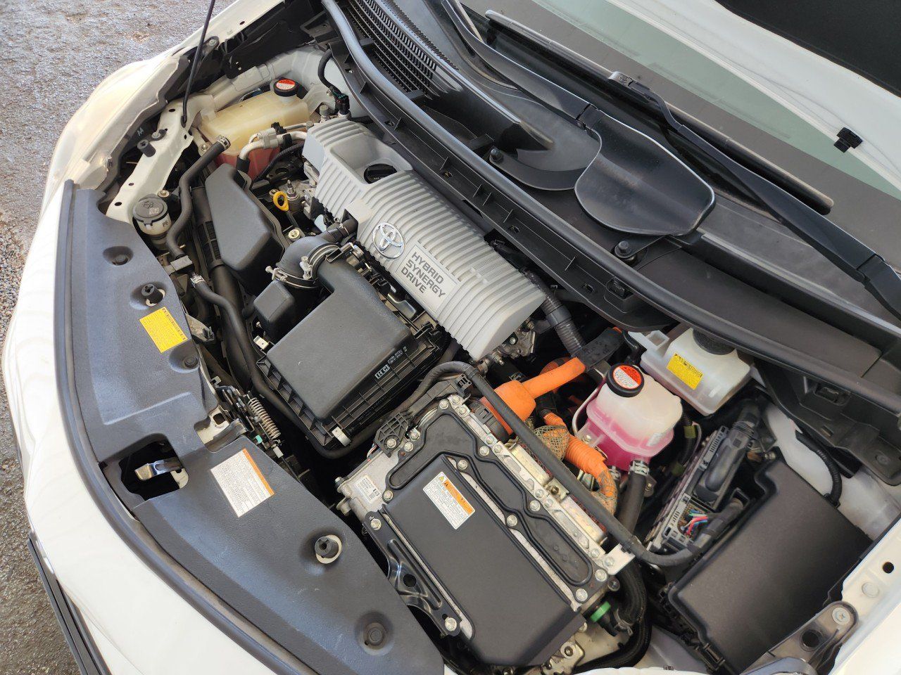 Used 2015 Toyota Prius V Four FWD image 9