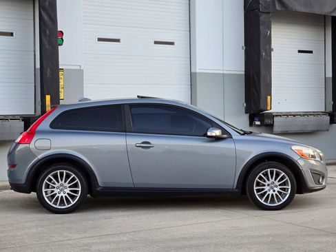 Used 2012 Volvo C30 FWD image 9
