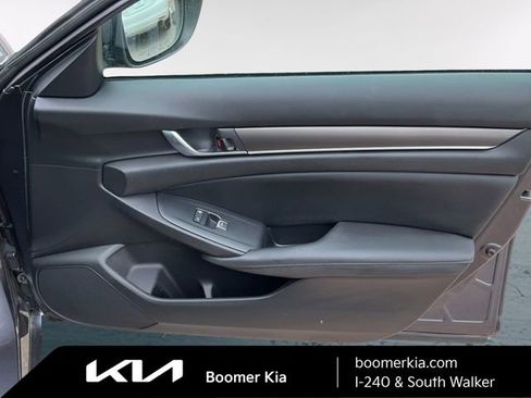 Used 2019 Honda Accord LX image 10