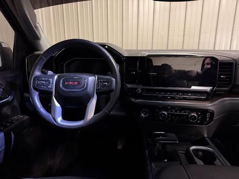 Used 2023 GMC Sierra 1500 SLT w/ SLT Premium Package image 29