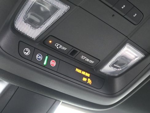 Used 2024 Cadillac XT5 Luxury image 21