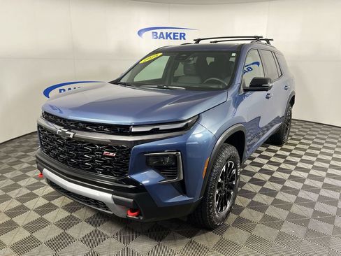 Certified 2025 Chevrolet Traverse Z71 w/ Driver Confidence Package image 1