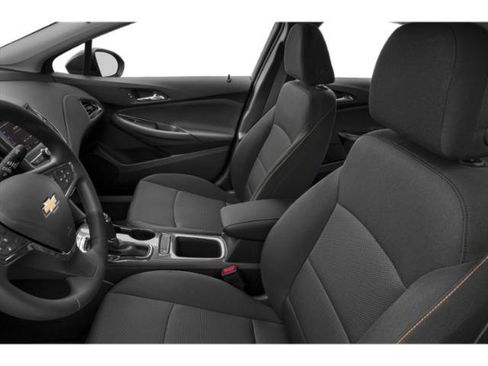 Used 2019 Chevrolet Cruze LT w/ Convenience Package FWD image 12