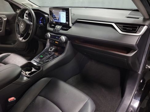 Used 2021 Toyota RAV4 Limited w/ Limited Grade Weather Package AWD/4WD image 23