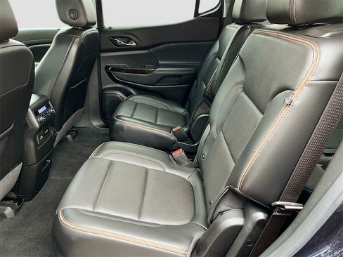 Used 2022 GMC Acadia AT4 w/ Preferred Package image 26