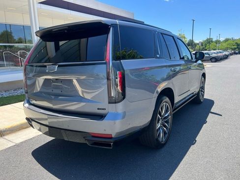 Used 2022 Cadillac Escalade Sport w/ Touring Package AWD/4WD image 9