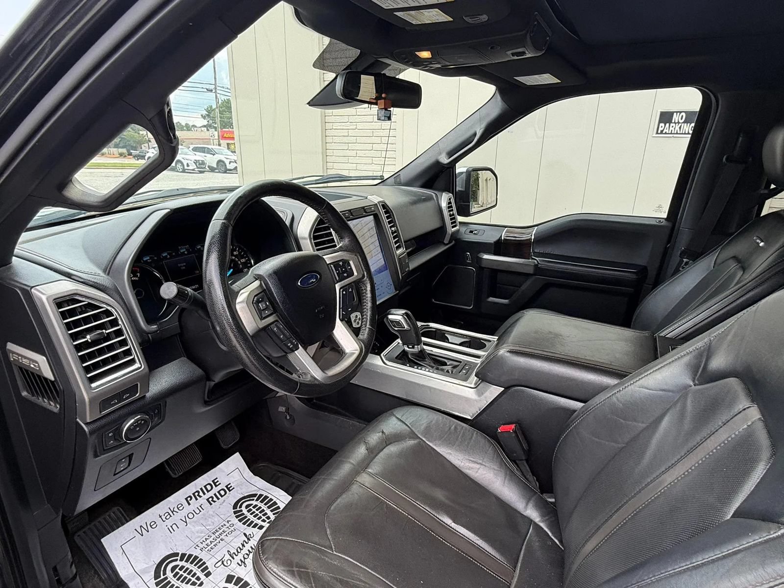 Used 2015 Ford F150 Platinum w/ Equipment Group 701A Luxury AWD/4WD image 9