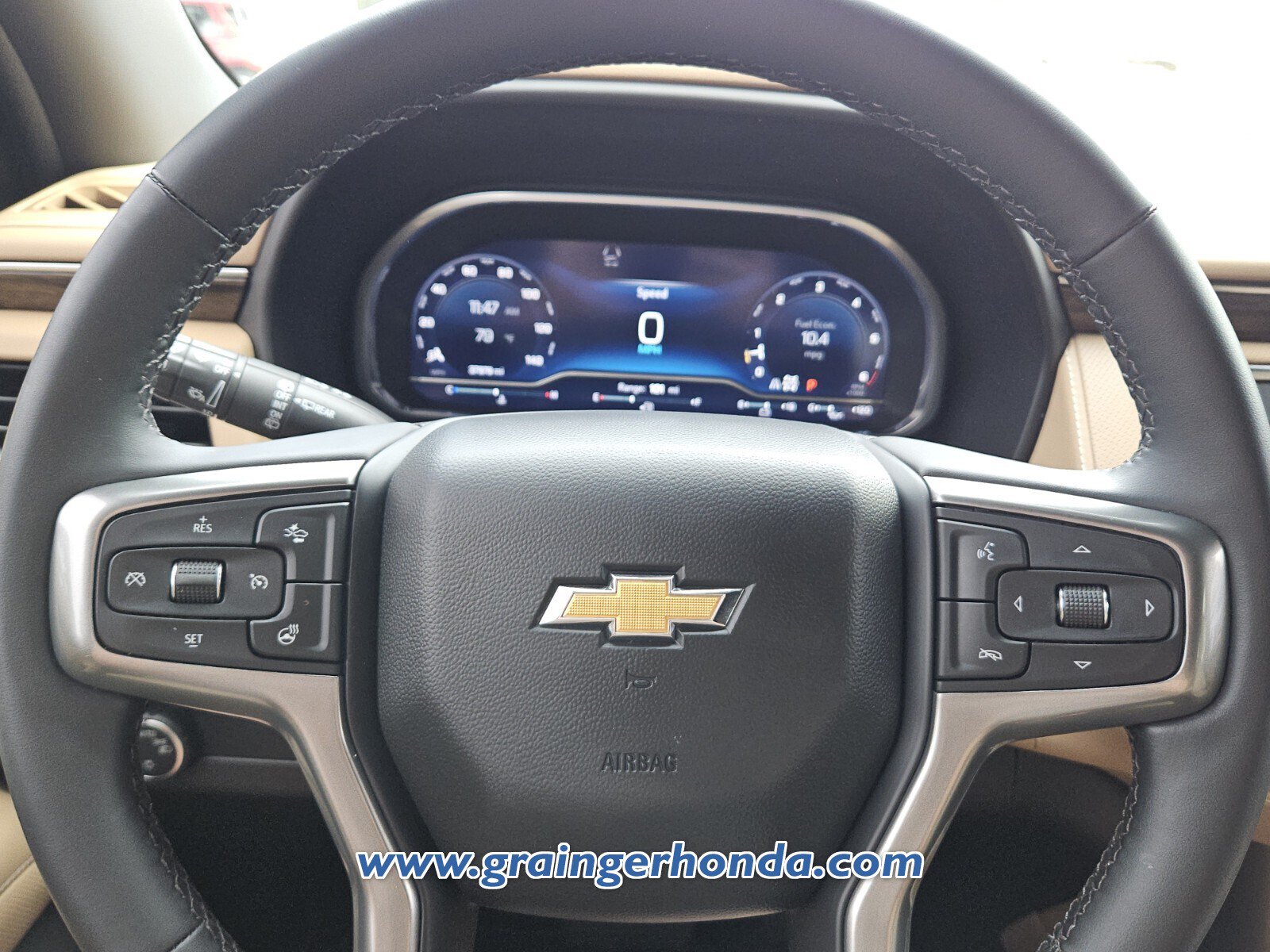 Used 2023 Chevrolet Tahoe Premier AWD/4WD image 18