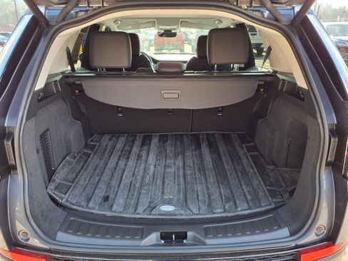 Used 2024 Land Rover Discovery Sport S image 25