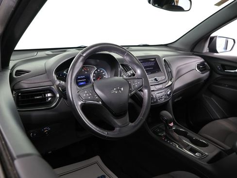 Used 2022 Chevrolet Equinox RS w/ LPO, Floor Liner Package image 10