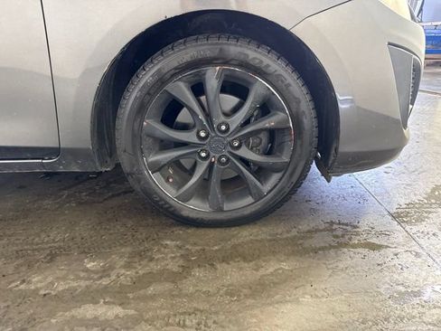 Used 2011 MAZDA MAZDA3 s Grand Touring FWD image 10