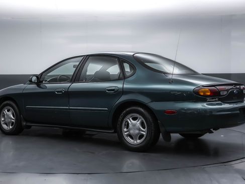 Used 1997 Ford Taurus GL image 25