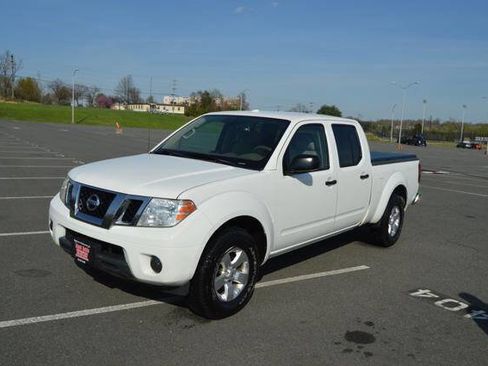 Used 2013 Nissan Frontier SV image 48