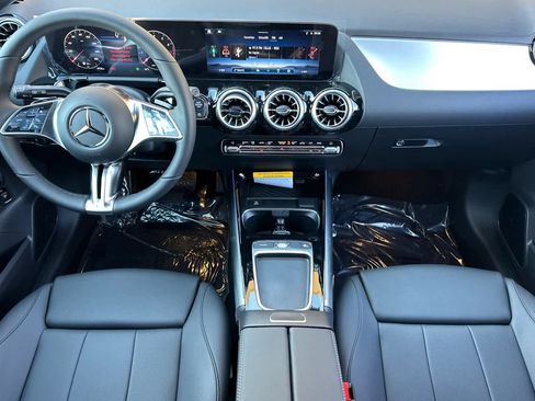 New 2026 Mercedes-Benz GLA 250 GLA 250 image 12