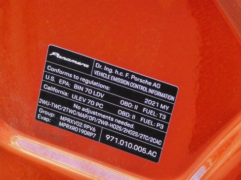 Used 2021 Porsche Panamera 4 image 59