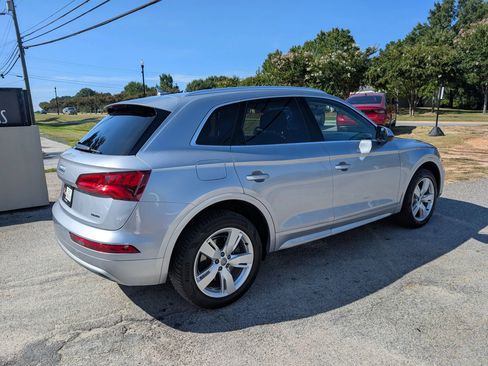 Used 2019 Audi Q5 2.0T Premium Plus AWD/4WD image 5