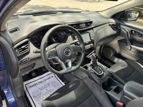 Used 2019 Nissan Rogue Sport S FWD image 48